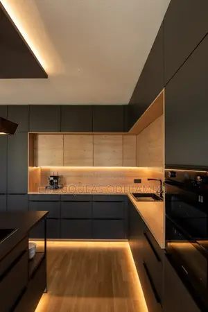 Modern Custom Kitchen Cabinets Installation | Affordable Stylish