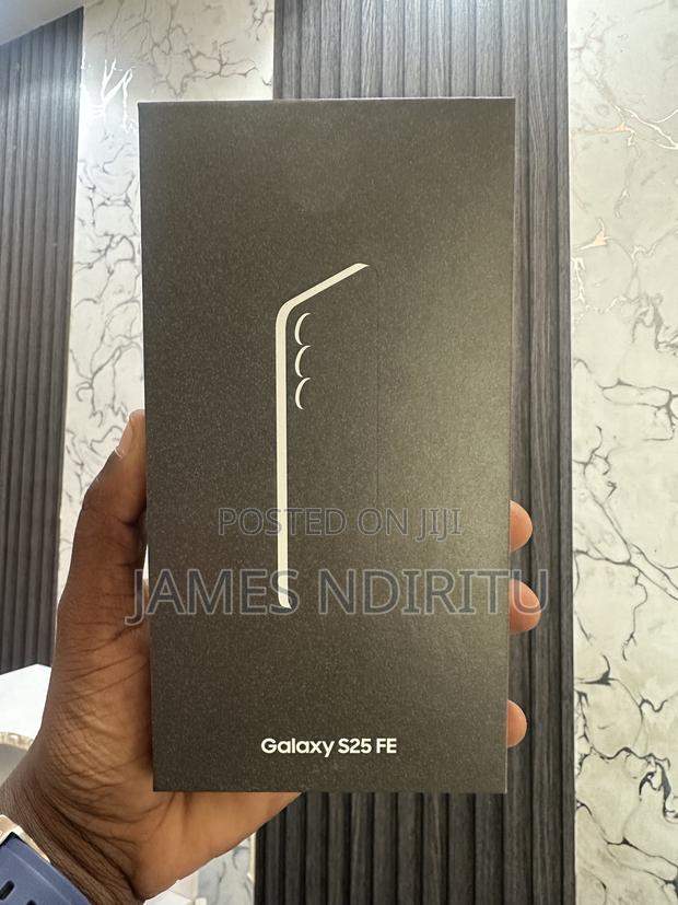 New Samsung Galaxy S25 256 GB Black