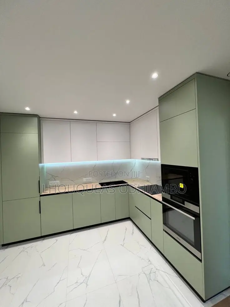 Modern Custom Kitchen Cabinets Installation | Affordable Stylish