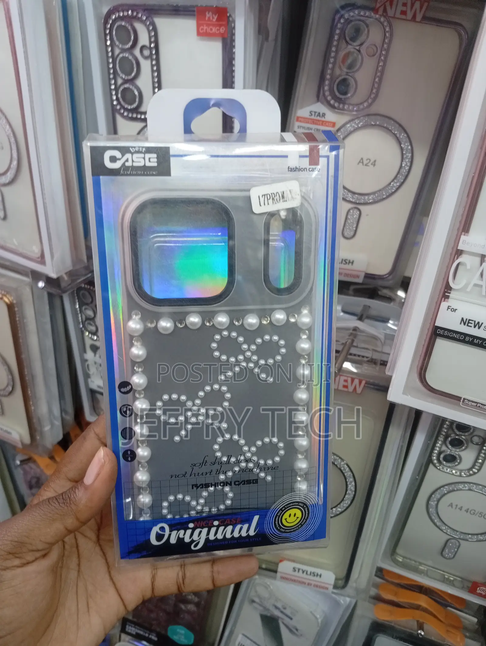 Best Case Branded iPhone 17 Pro Pearl Bow Rhinestone Phone Case.