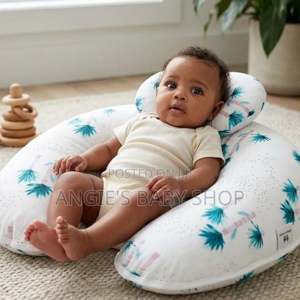 Nursing Pillow - thumbnail 2