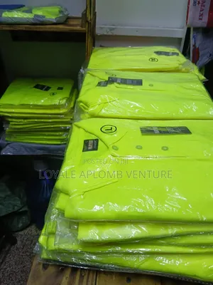 Polo T-Shirts/Round Neck T-Shirt