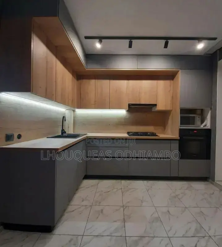 Modern Custom Kitchen Cabinets Installation | Affordable Stylish