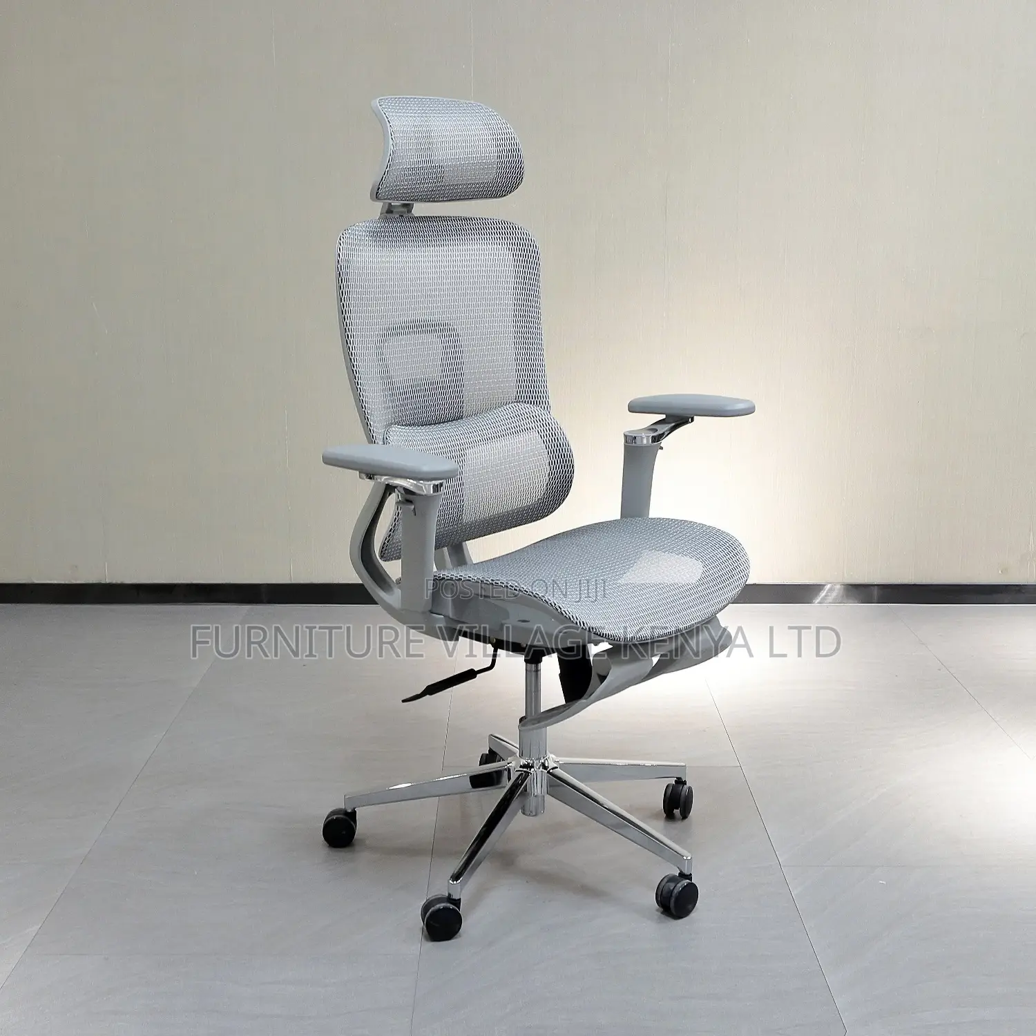 Swivel White Ergonomic Desk Seat With Footrest