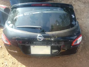 Nissan Dualis X-Japan Tail Gate