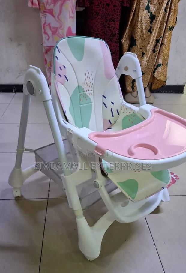 Adjustable Feeding Chair Comfort Convenience Feeding Chair