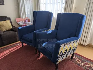 6 Seater Recliner Sofa and 2 Accent Chairs