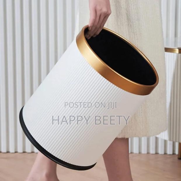 Elegant Trash Can - thumbnail 3