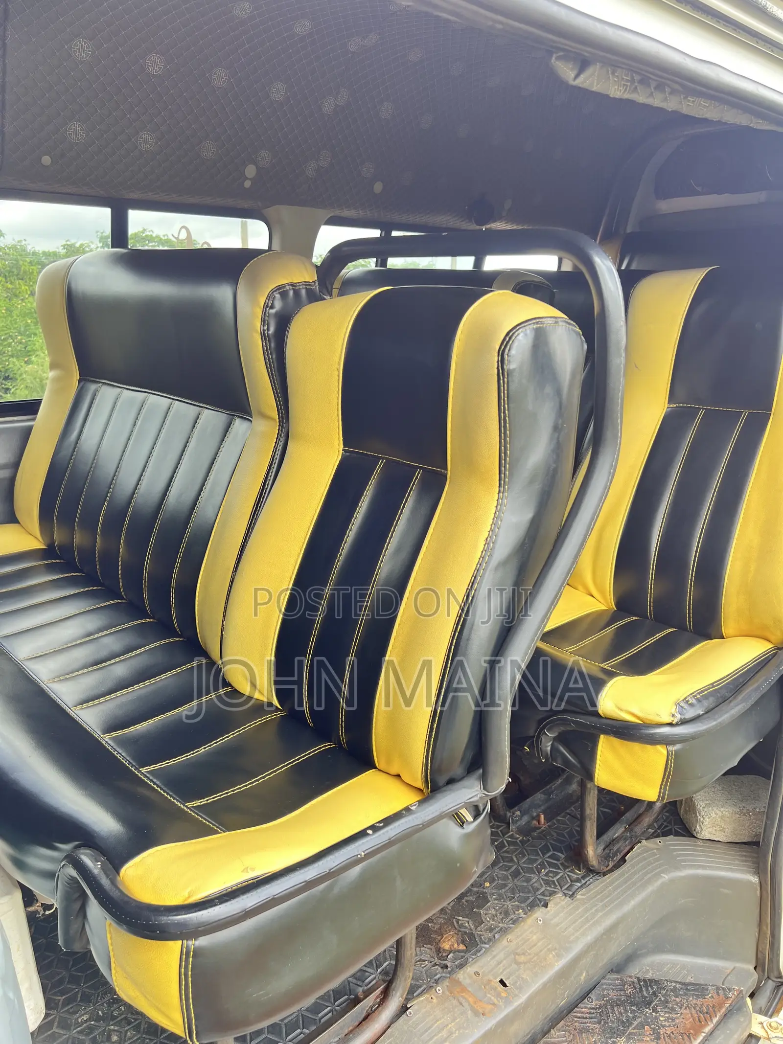 Toyota HiAce 2009 White