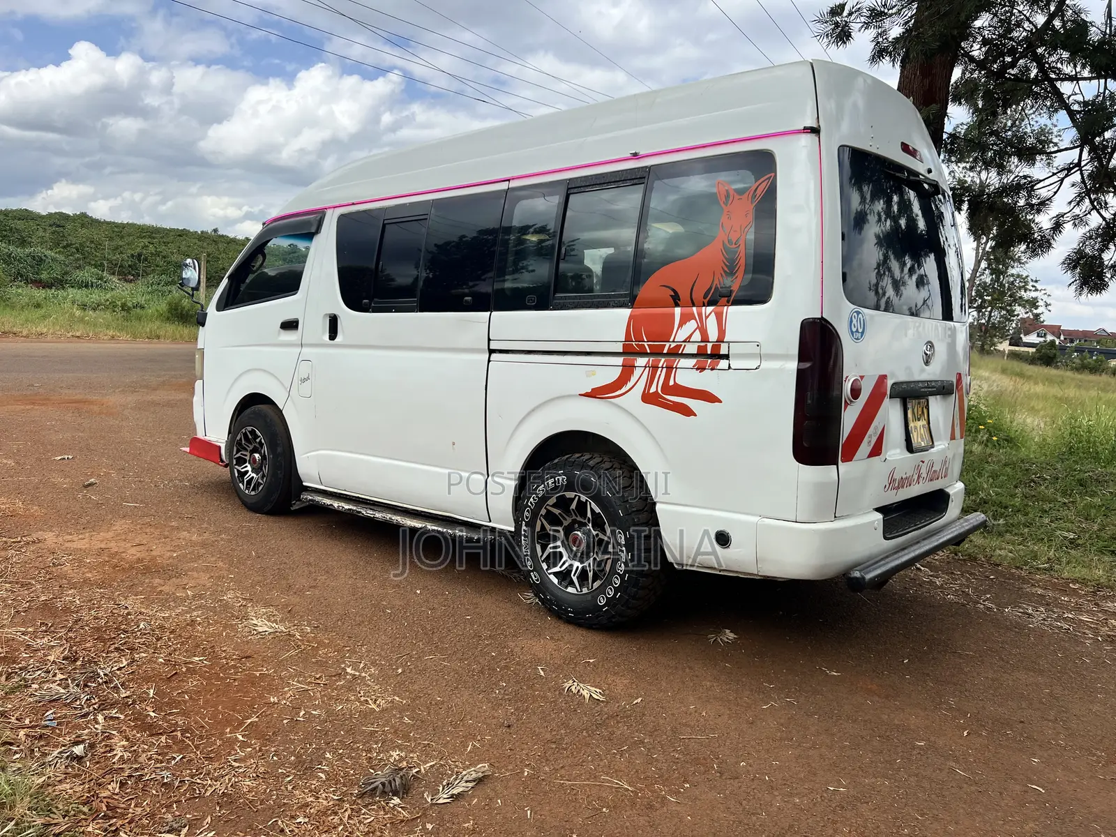 Toyota HiAce 2009 White