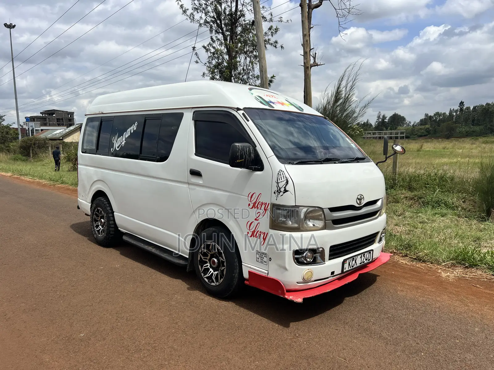 Toyota HiAce 2009 White