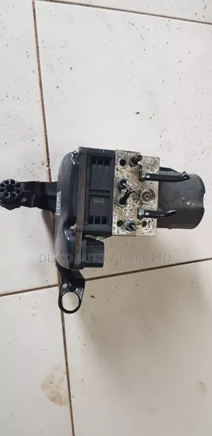 BMW X5 E70 N57 Abs Pump Module