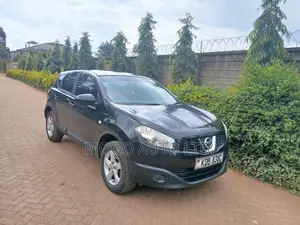 Nissan Qashqai 2013 Black