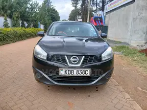 Nissan Qashqai 2013 Black