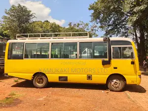 Nissan Civilian 2008 Yellow