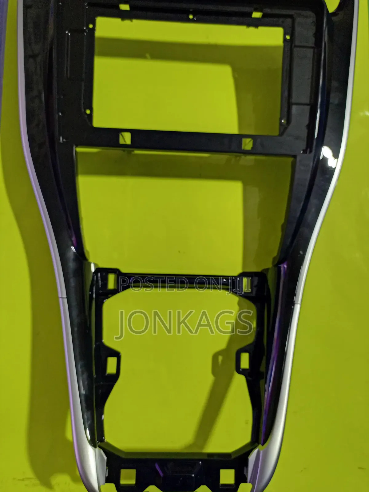 Harrier 2013-2016 Android Frame
