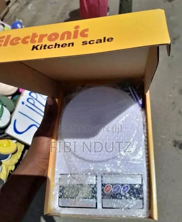 Tiny Weighing Machine Kitchen Scale/Portable Small Scale - main view