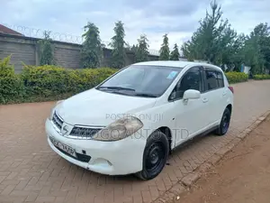 Nissan Tiida 2009 White