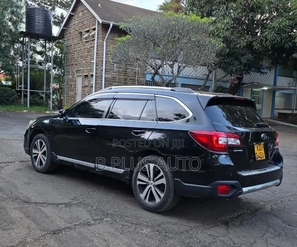 Subaru Outback 2018 Black