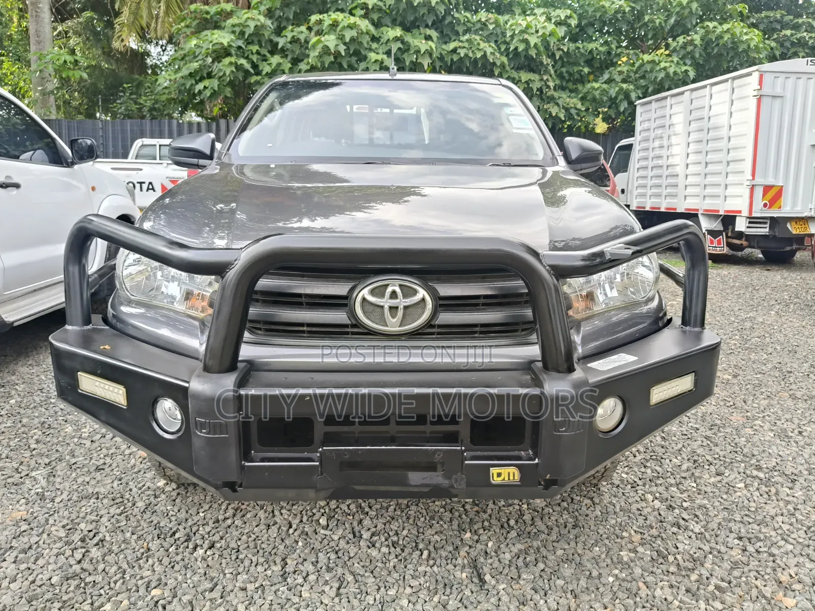 Toyota Hilux 2021 Gray