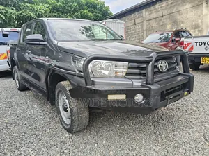 Toyota Hilux 2021 Gray