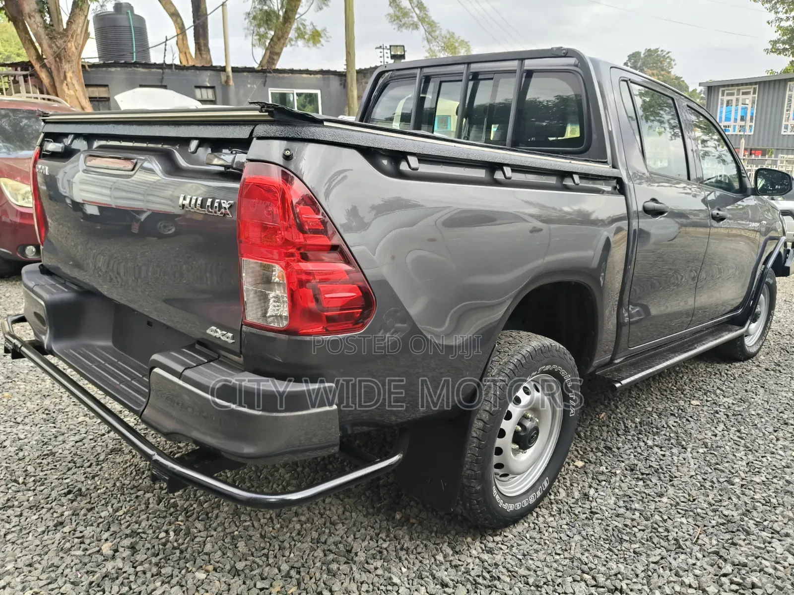 Toyota Hilux 2021 Gray