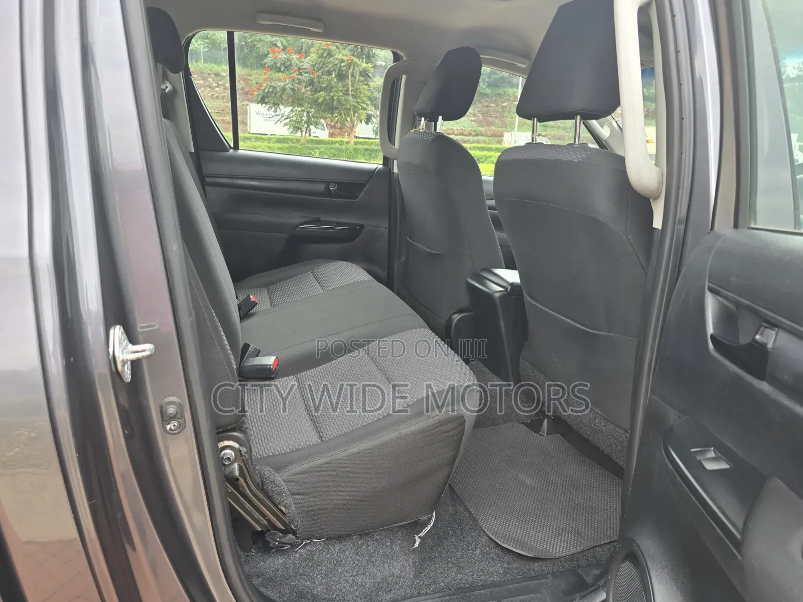 Toyota Hilux 2021 Gray