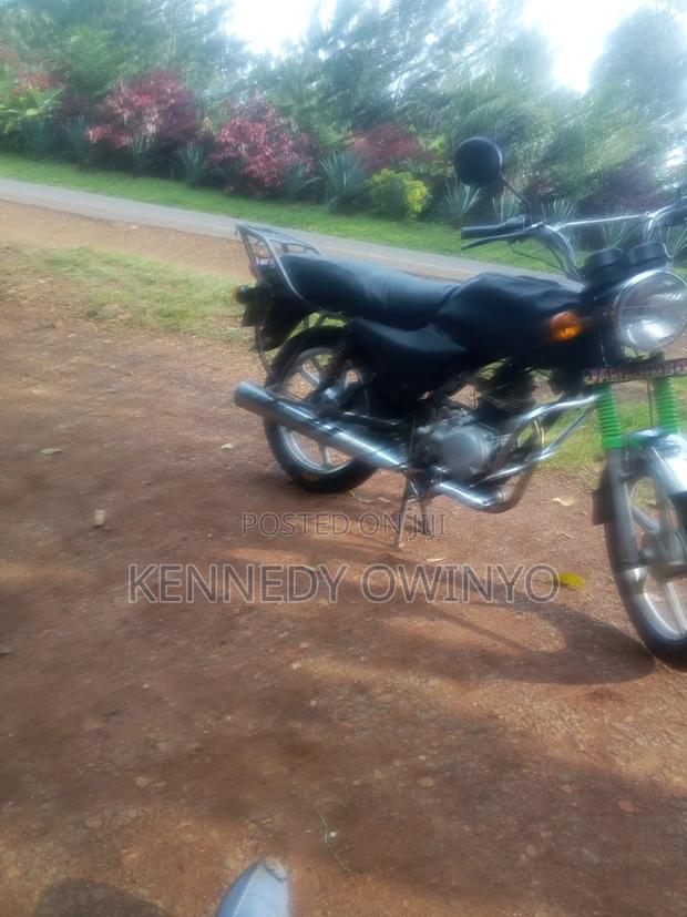 Bajaj Boxer 100 2018 Black