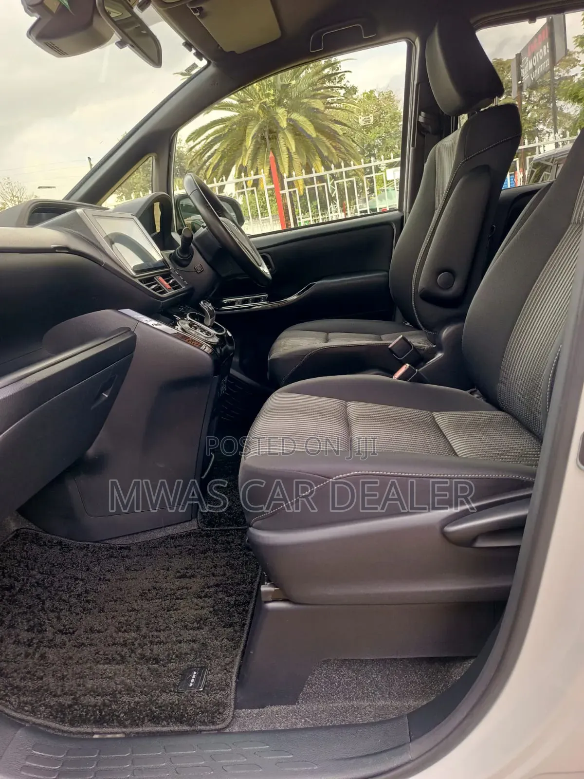 Toyota Voxy 2019 White