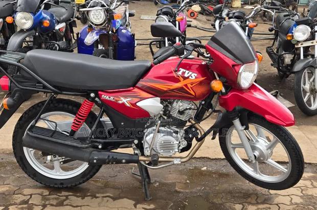 TVS HLX Plus ES 2025 Red - thumbnail 5