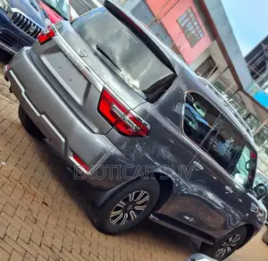 Nissan Patrol 2022 Gray