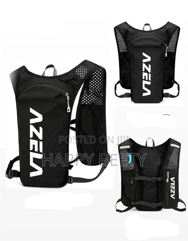 Azela Lightweight Hydration Vest With 1.5l Bladder 250ml Bottle