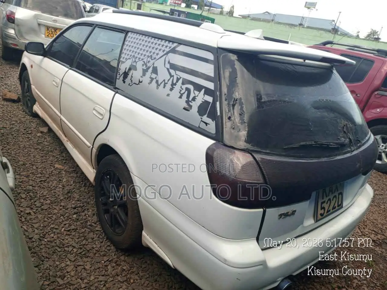 Subaru Legacy 2000 White