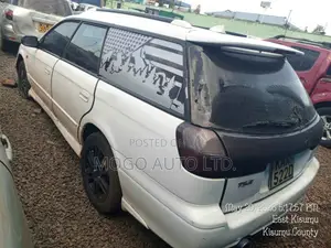 Subaru Legacy 2000 White