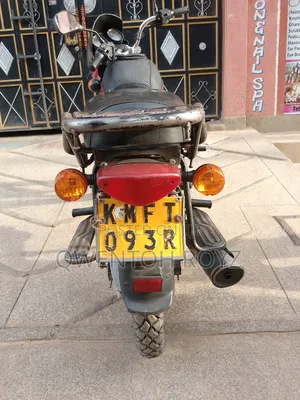 Bajaj Boxer 2024 Red