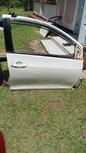 Toyota Belta Right Front Door