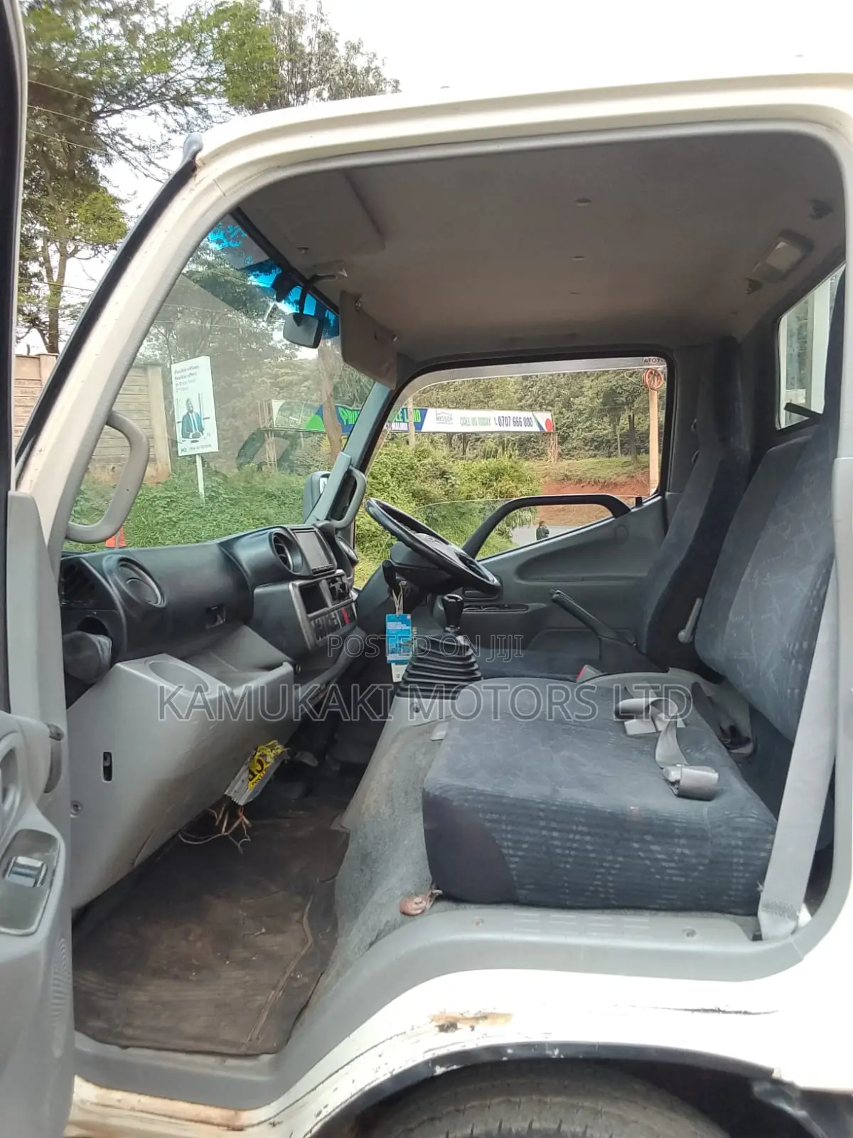 Toyota Dyna 2016 White