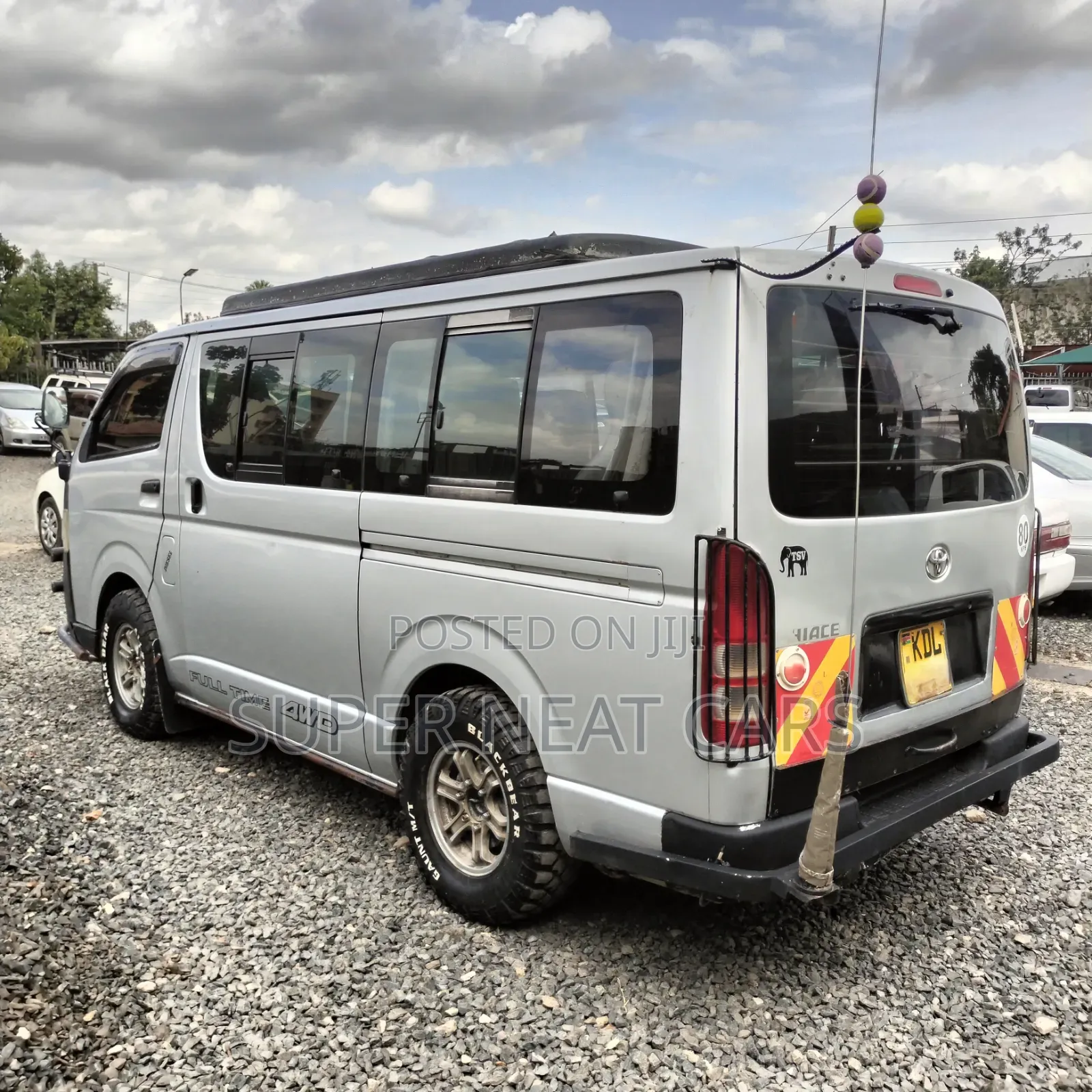 Toyota HiAce 2012 Silver