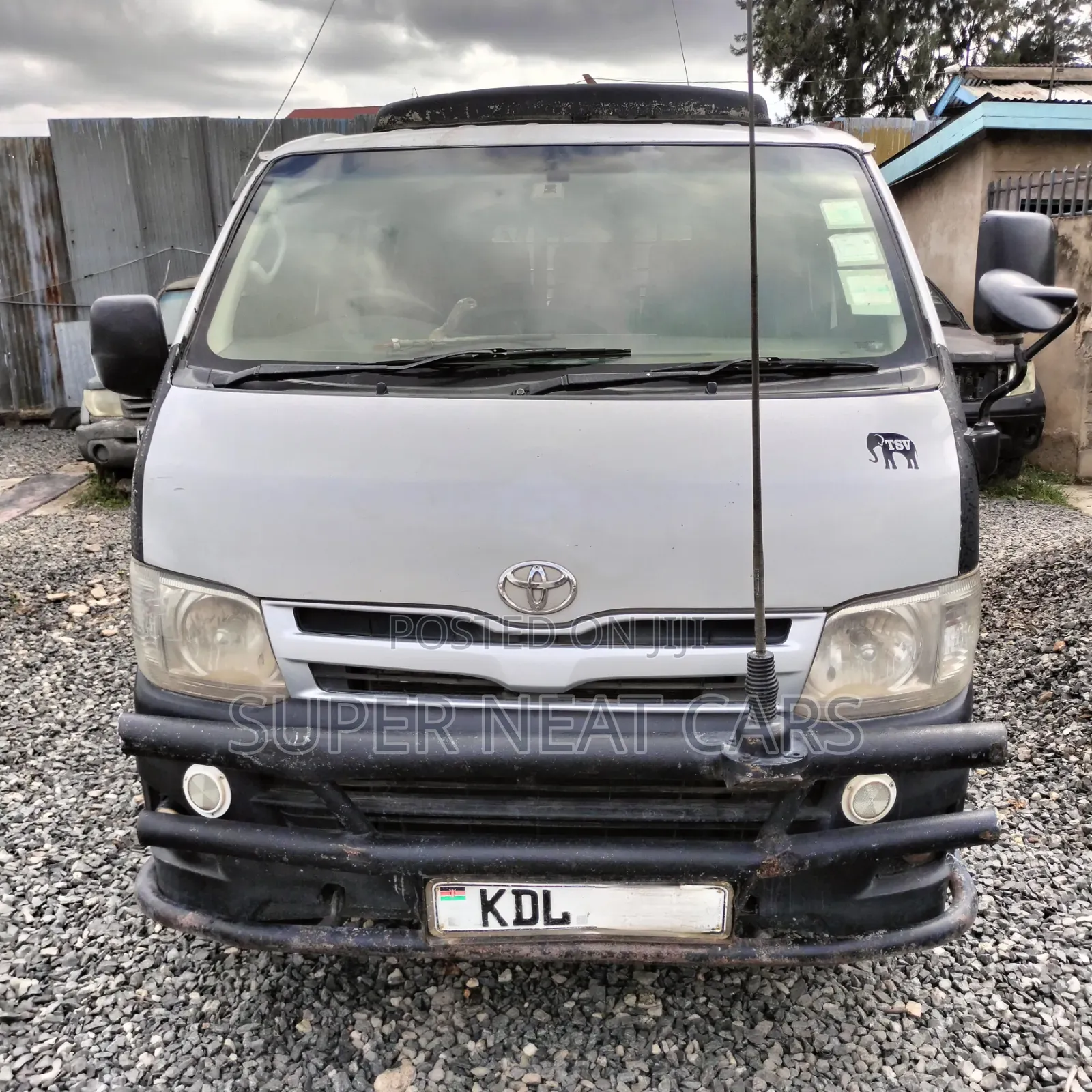 Toyota HiAce 2012 Silver