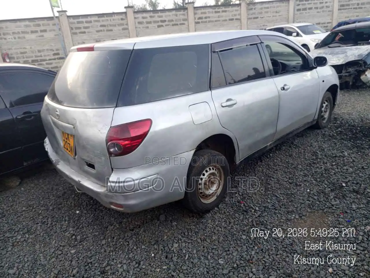 Nissan Advan 2009 Silver