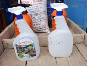 Kenplastic Branded 1-liter Hand Sprayer.