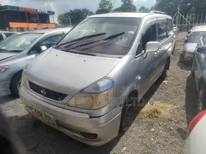 Nissan Serena 2003 Silver