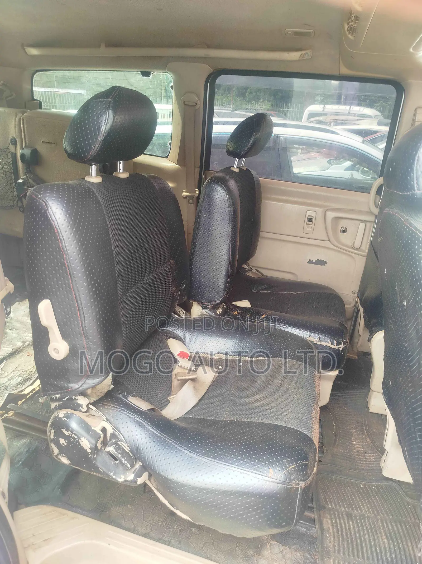 Nissan Serena 2003 Silver