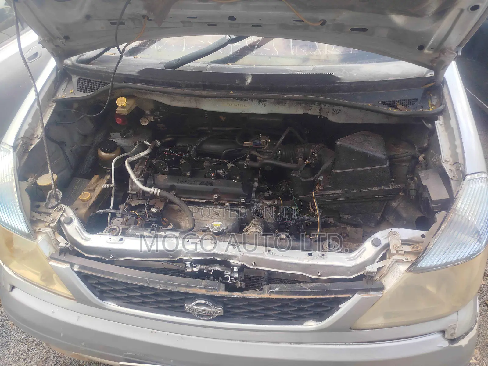 Nissan Serena 2003 Silver
