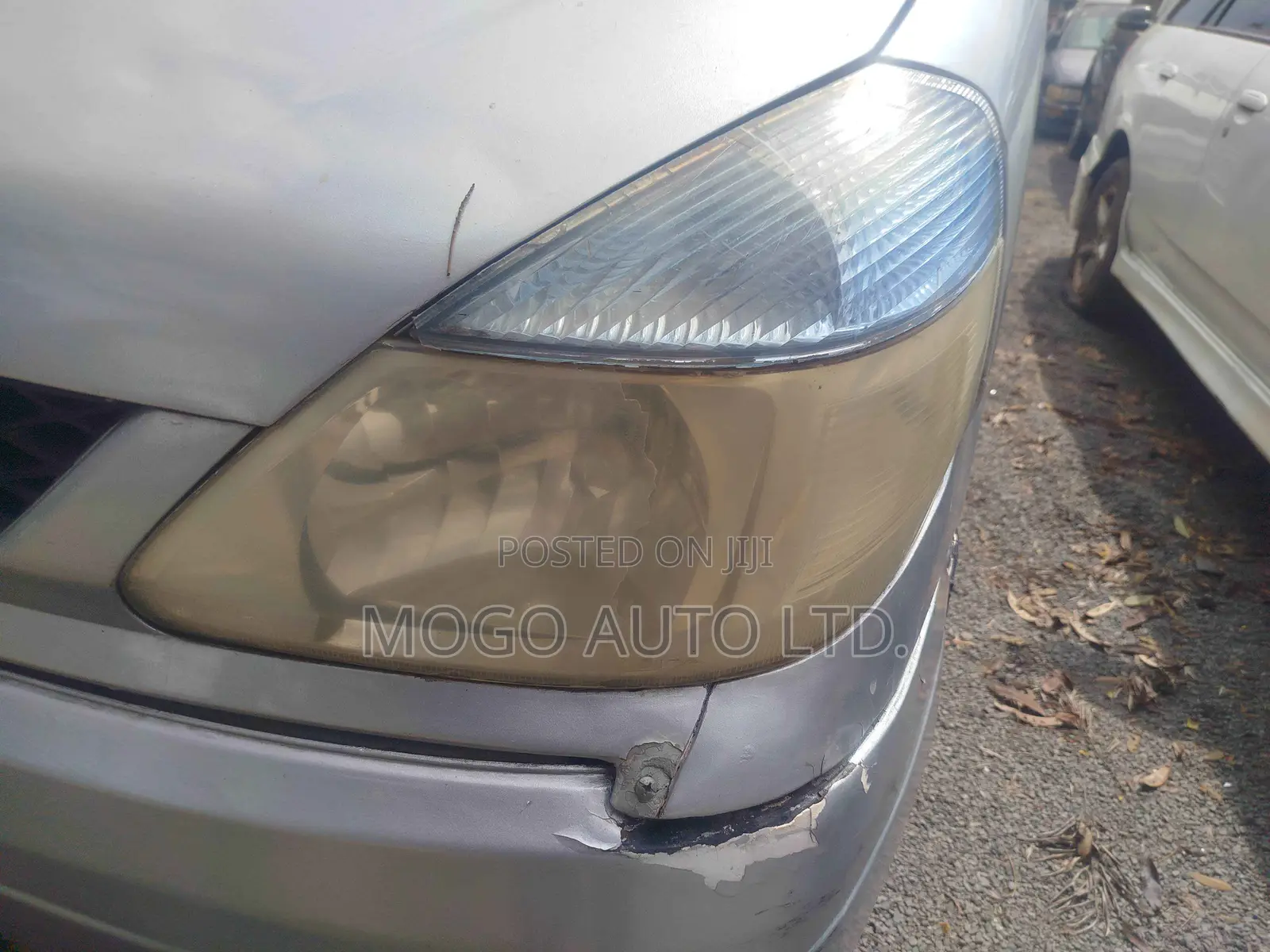 Nissan Serena 2003 Silver