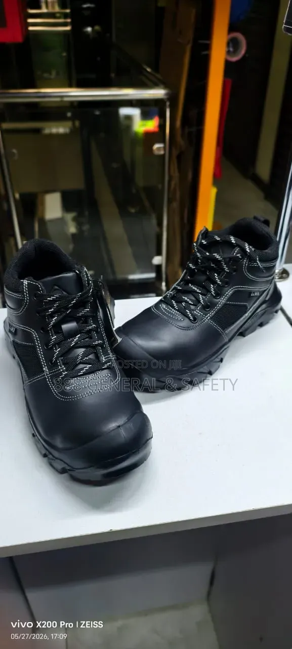 Safety Boots (Ace Wolverine) Safety Boots All Sizes