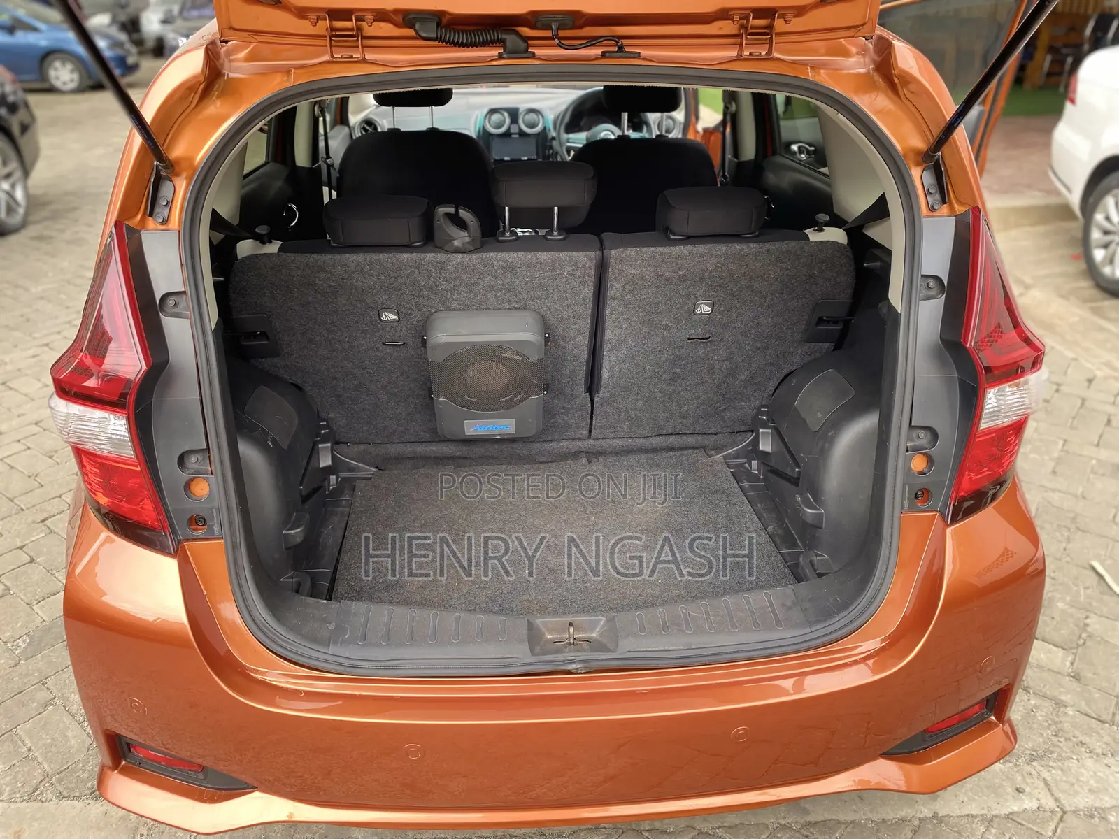Nissan Note 2018 Orange