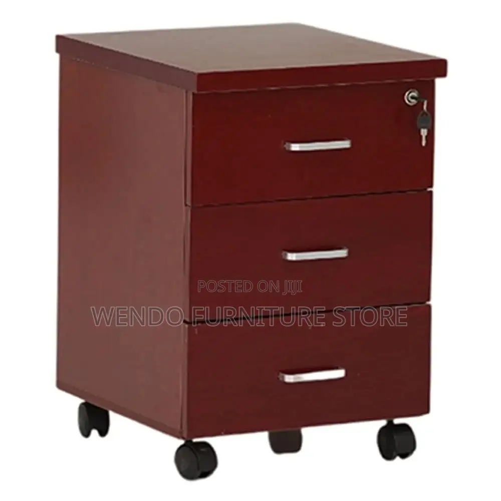Office Desk; 1.8 Meters Mahogany Spacious Top Desk With L Shape