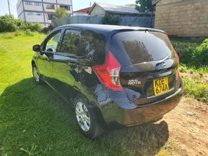 Nissan Note 2014 Green