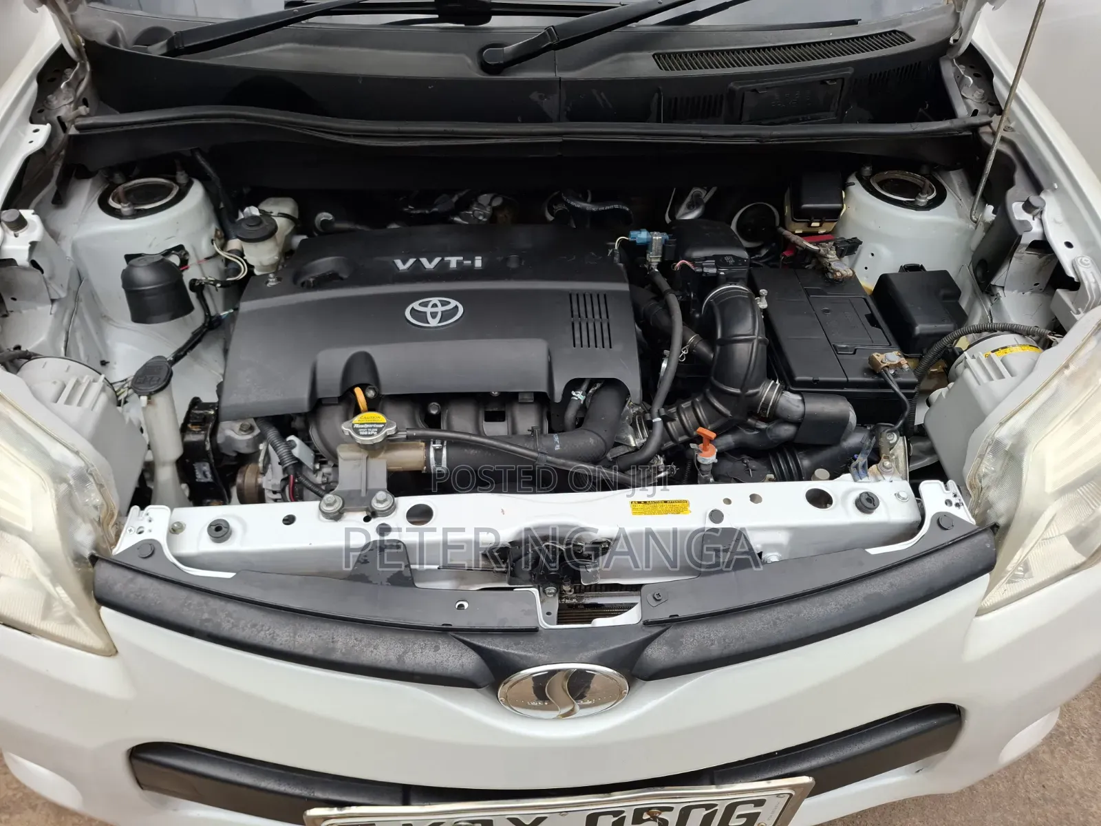 Toyota Sienta 1.5 FWD 2012 White